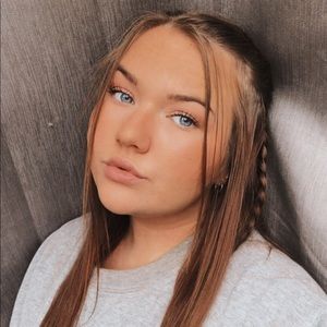 Meet your Posher, Kennady